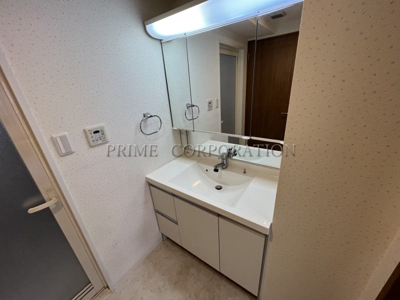 クールセリシエ 洗面所