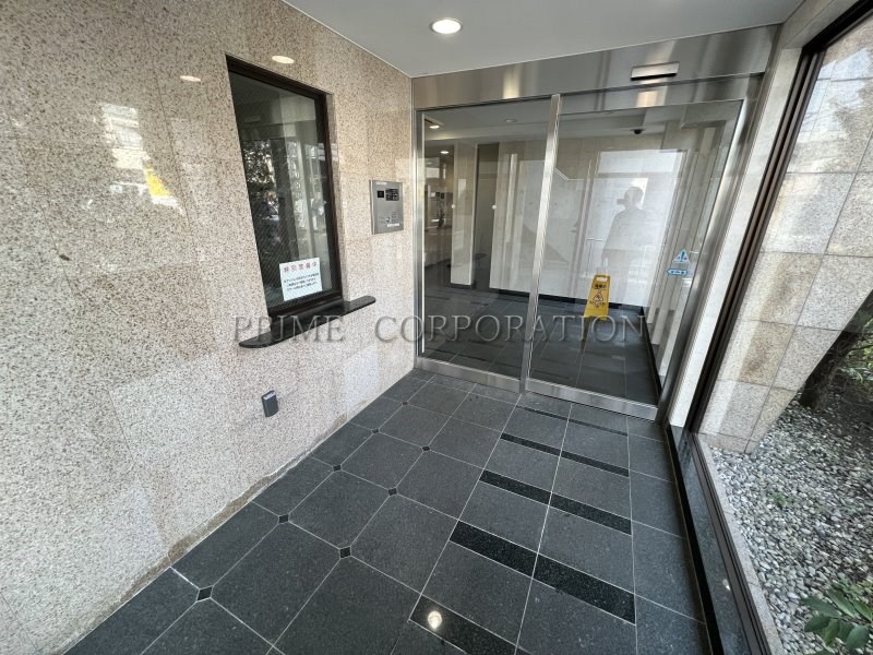 クールセリシエ エントランス