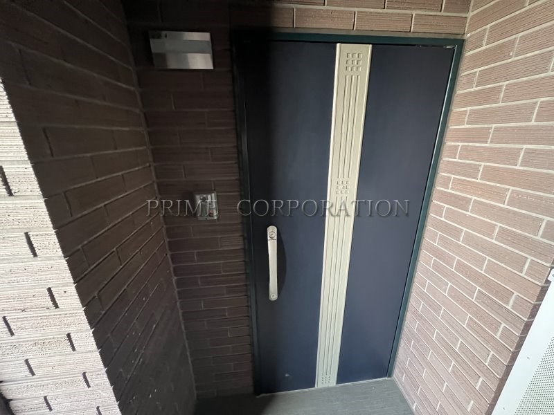 クールセリシエ 玄関