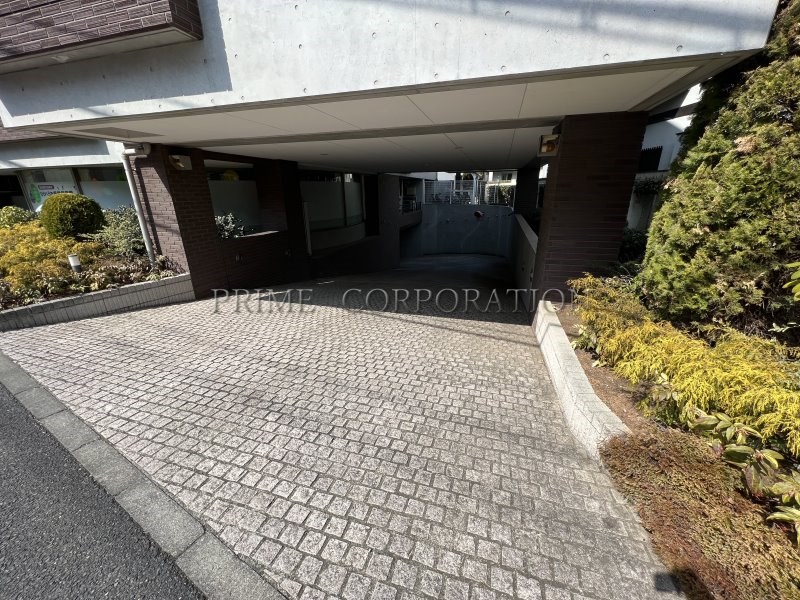 クールセリシエ エントランス