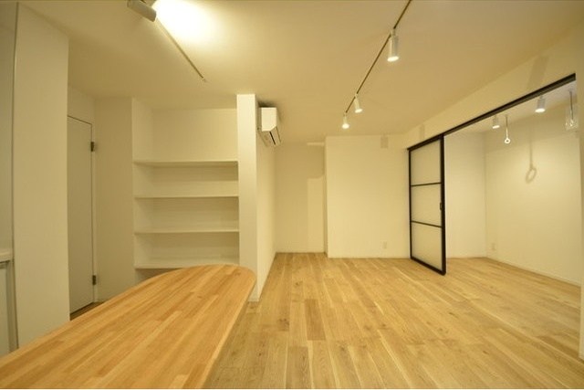 グランパセオ代々木上原 リビング