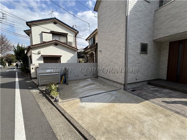 ジヴェルニーＮ棟 駐車場