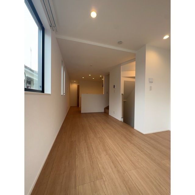 神奈川県川崎市高津区上作延１丁目 リビング
