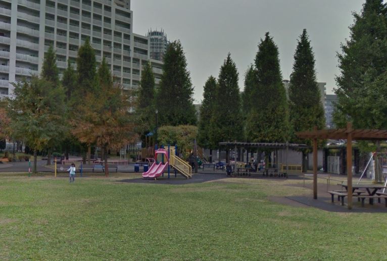 ロイヤルパークス有明 公園