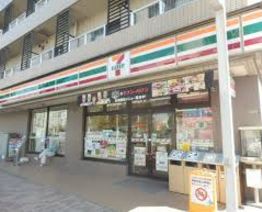 グランパセオ大岡山 コンビニ