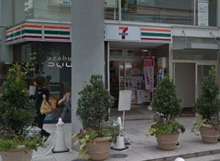 グランデュール二子玉川 コンビニ