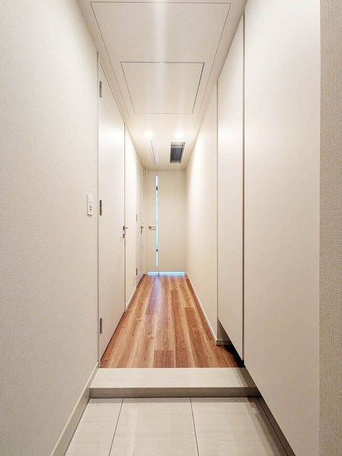 コンフォリア芝浦MOKU 玄関
