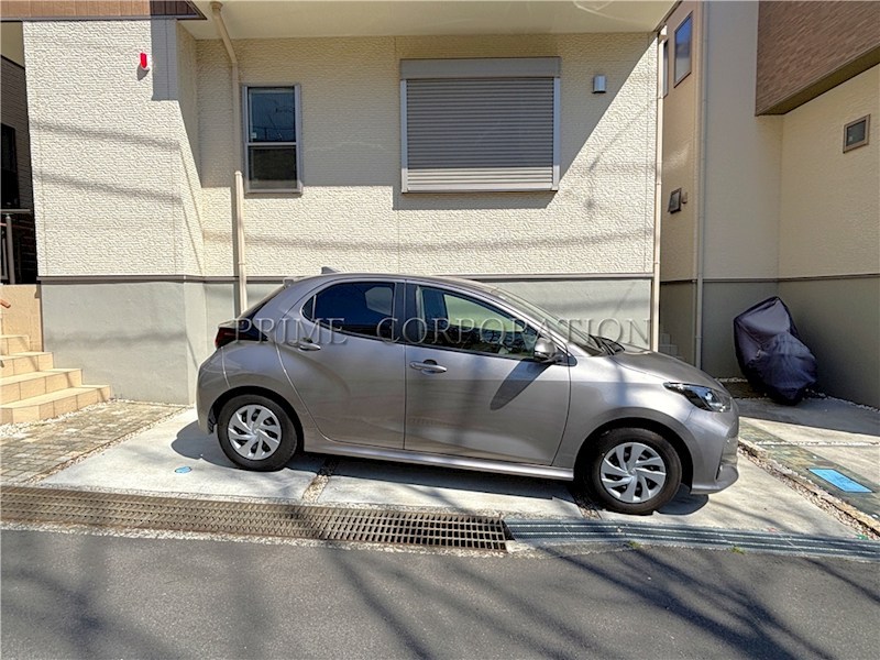 有馬8丁目戸建住宅（B棟） 駐車場