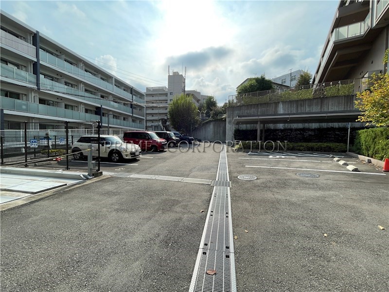 スタイリオ梶が谷 駐車場