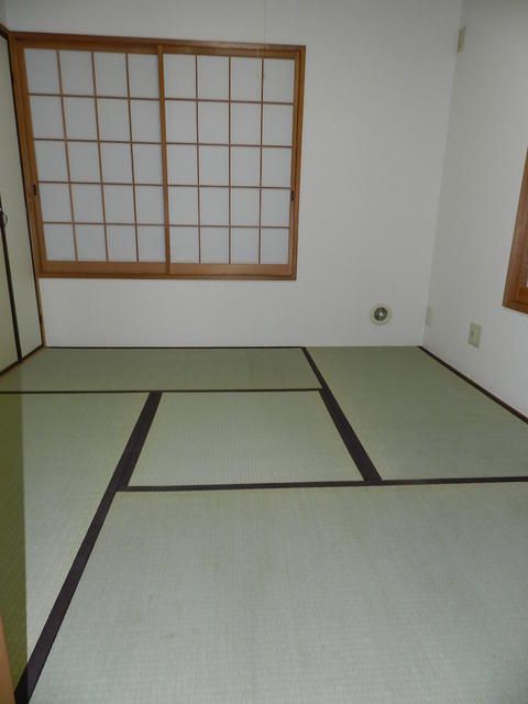 小日向1丁目戸建 ベッドルーム