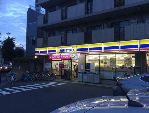 東京都杉並区成田東２丁目 コンビニ