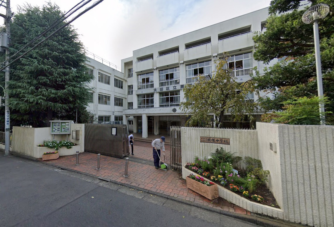 コンフォリア上池台 中学校