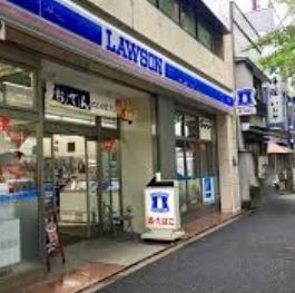 GLACIER神保町 コンビニ