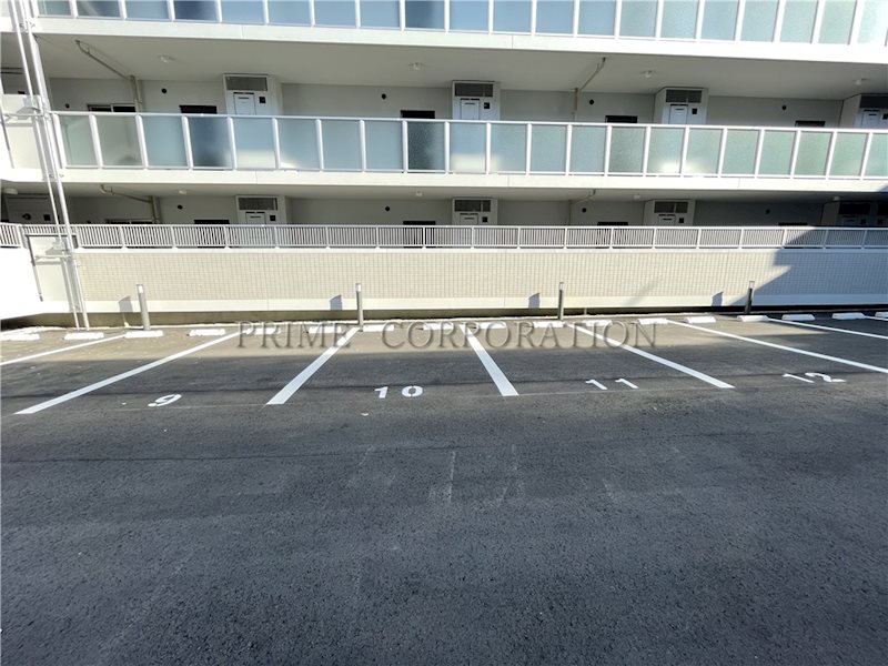 LIBR GRANT世田谷等々力 駐車場