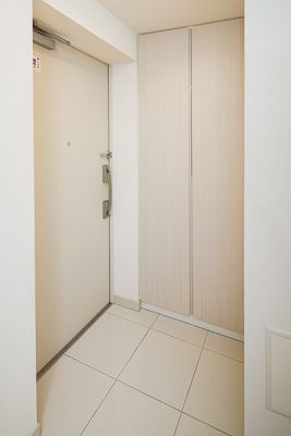 カーラステージ武蔵野 玄関