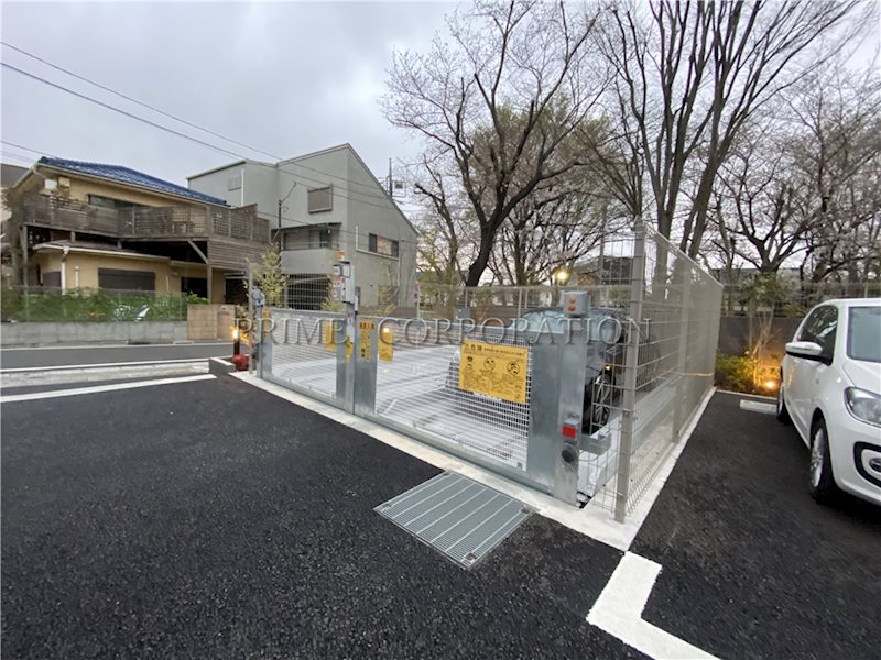 コンフォリア桜上水 駐車場