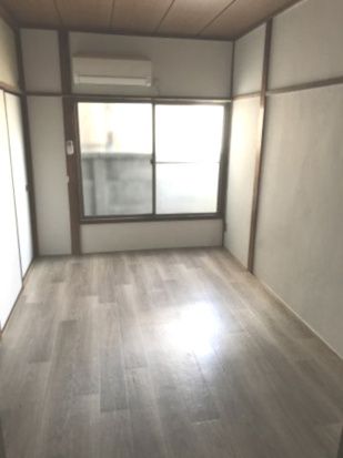 富久町戸建て リビング