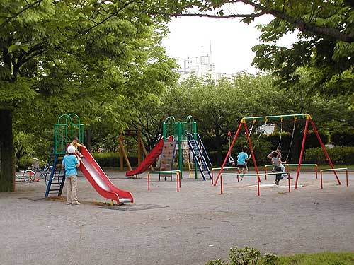 東京都江東区亀戸９丁目 公園
