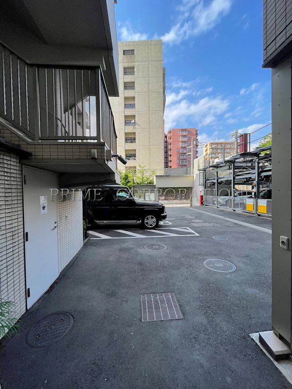 ザ・パークハウス東品川 駐車場
