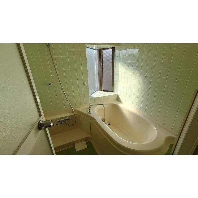 メゾンビアンペルレ 風呂画像