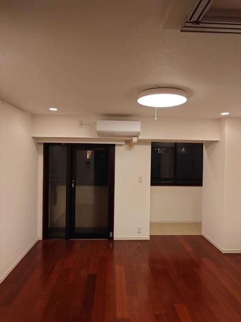 エスアール自由が丘 リビング