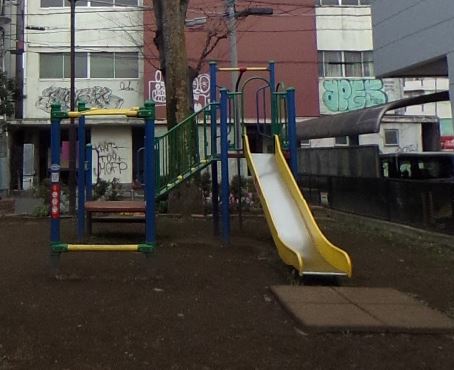 アーバンノット原宿 公園
