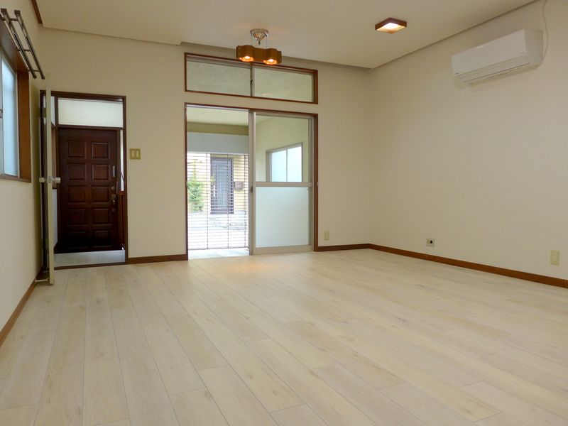北烏山1丁目戸建 リビング