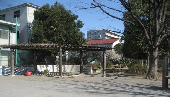 田園調布南マンション 公園