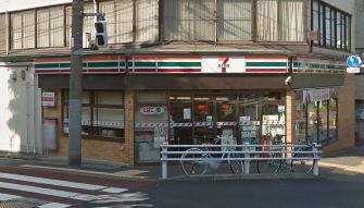 興和マンション コンビニ