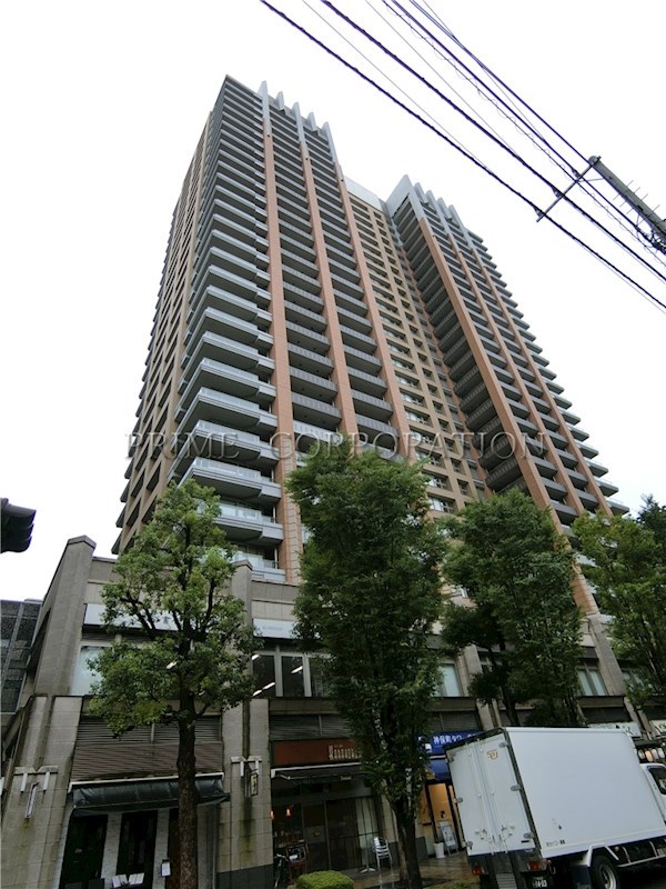 東京パークタワー 外観