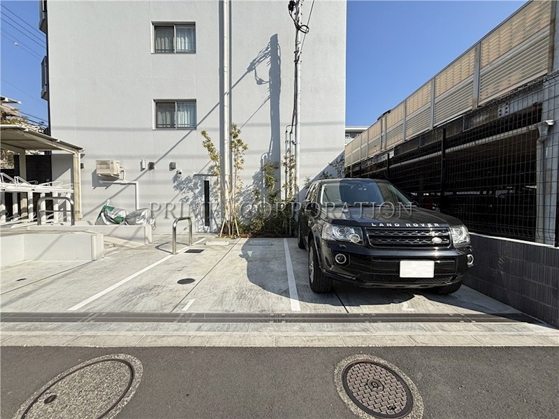 クレストコート池上六丁目 駐車場