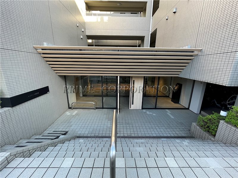 コンフォリア西荻北 エントランス