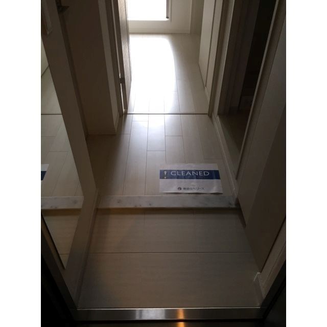 コンフォリア蒲田 玄関