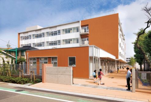ラグゼナ用賀 小学校