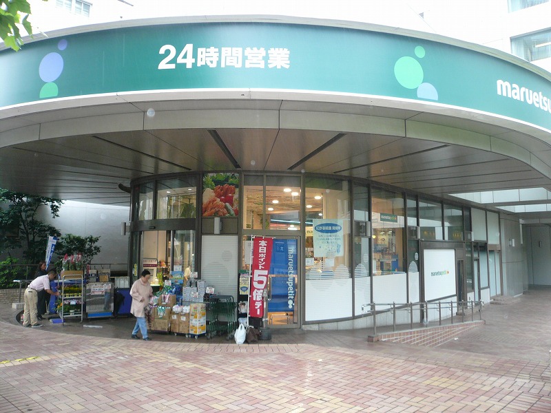 ストーリア赤坂 スーパー