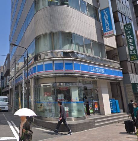 エルヴァージュ神田神保町 コンビニ