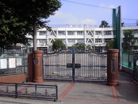 アンソレイエ下北沢 小学校