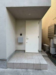 東京都世田谷区三宿２丁目 エントランス