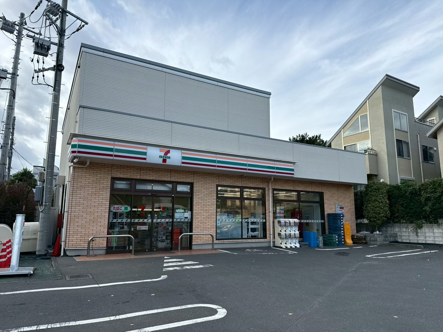 世田谷野毛レジデンス コンビニ