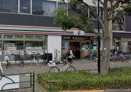 要町ガーデンハイツ コンビニ