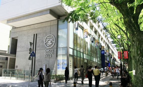 ウェンブリー表参道  ショッピング施設
