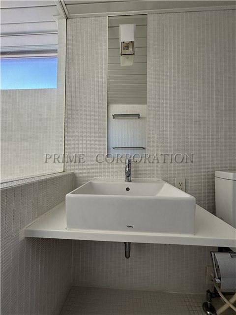 il cielo la foresta  洗面所