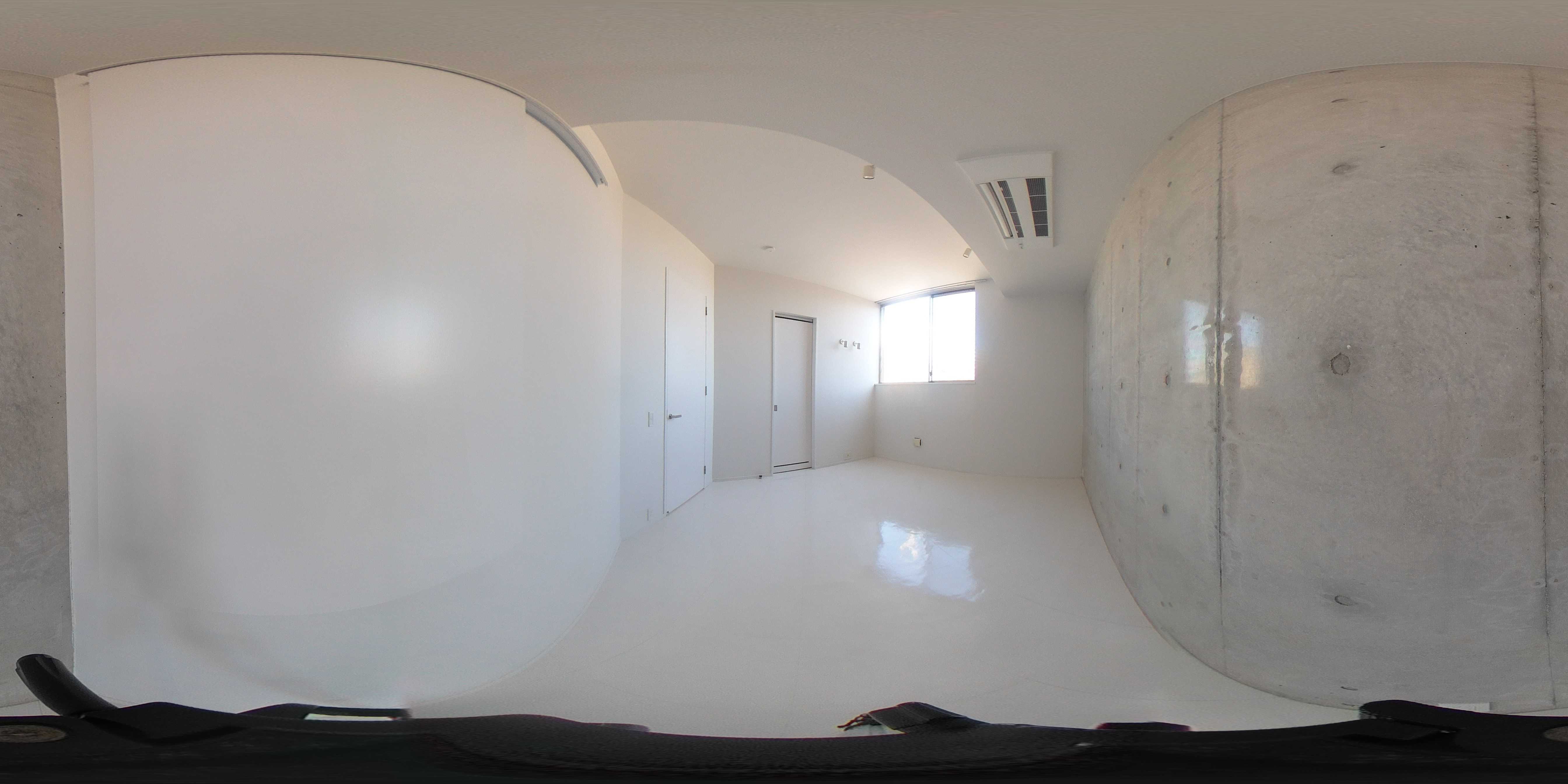 il cielo la foresta  洋室