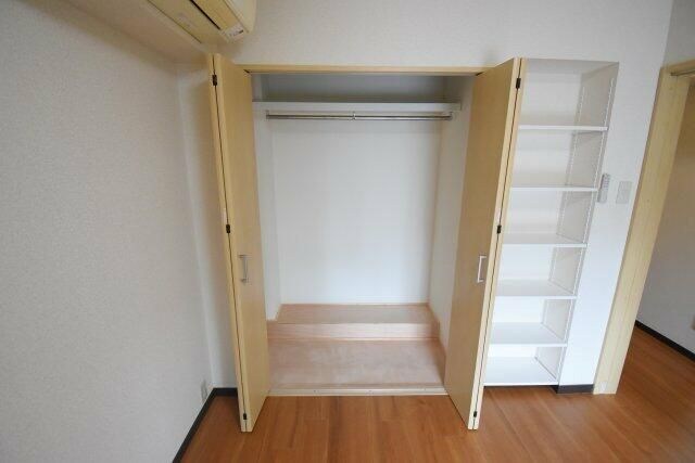 グランデール溝の口 収納