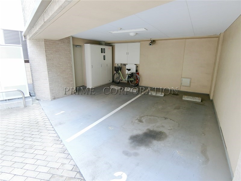 パークハビオ元麻布 駐車場