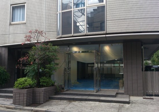 萩原ビル エントランス
