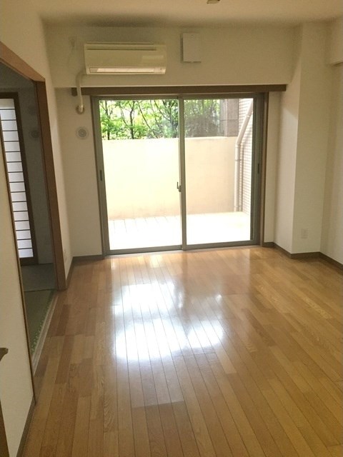 ファーサ宮崎台 リビング