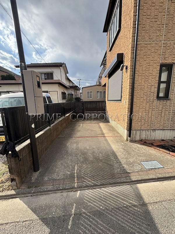 三原台1丁目戸建 駐車場