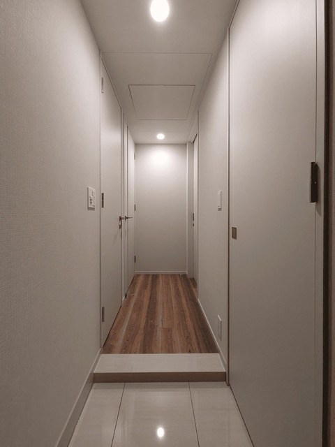 コンフォリア芝浦MOKU 玄関