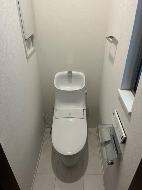 三好２丁目戸建て トイレ